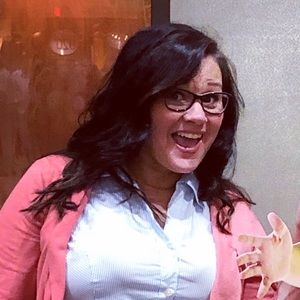 Meet your Posher, Lisa